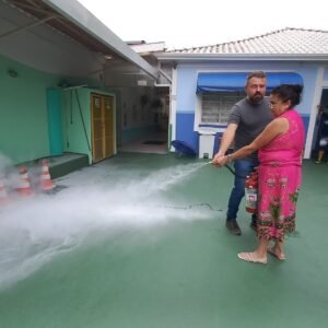 TREINAMENTO BRIGADA E PRIMEIROS SOCORROS YL VALENTS 04.04 20250404_120752